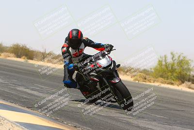 media/Mar-28-2022-Superbike Trackdays (Mon) [[b8603d0f67]]/Open Track Time/Turn 3 Inside/